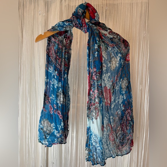 Blue Floral Patterned Scarf - Picture 1 of 1